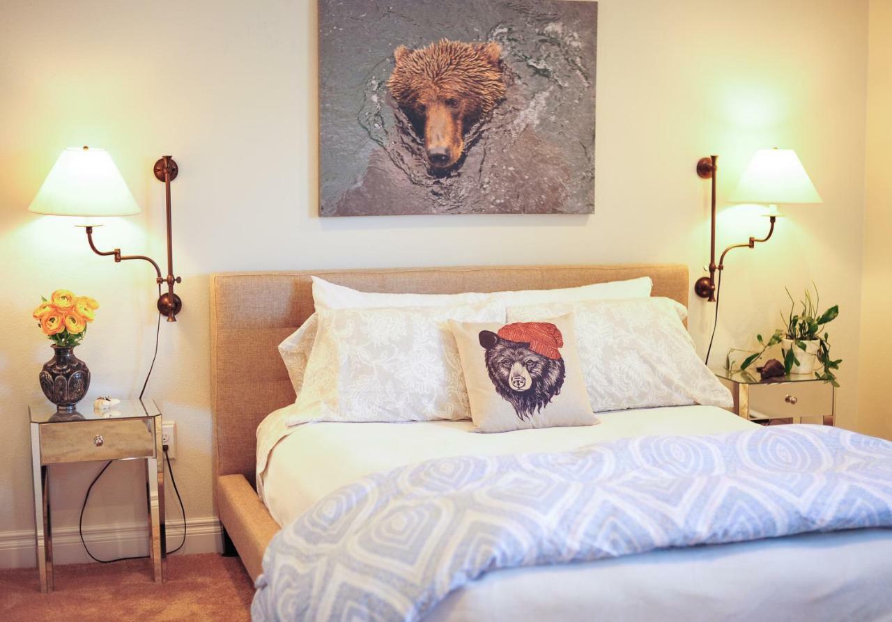 Cranky Crow Bed & Breakfast Kodiak Kültér fotó